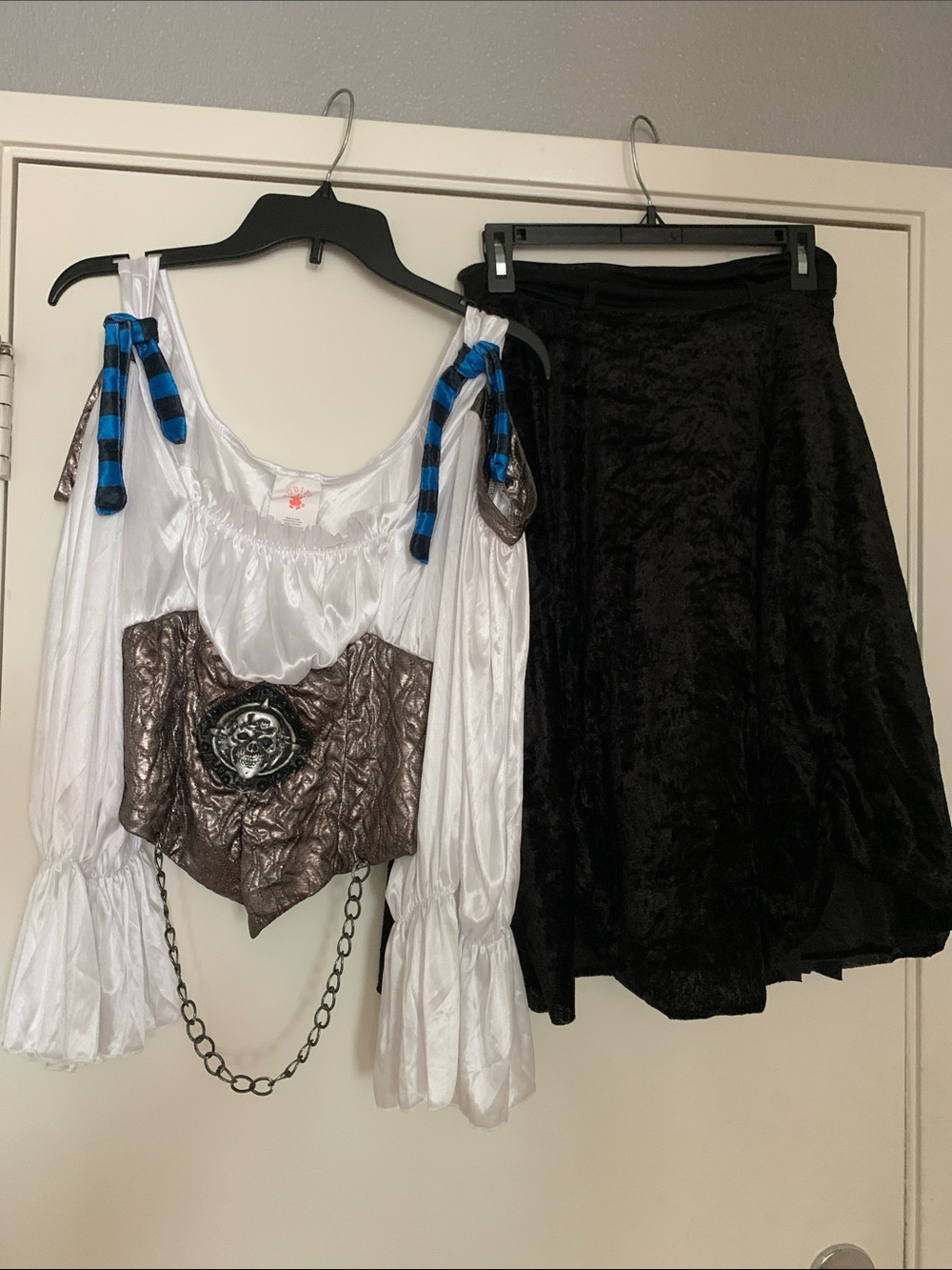 Rubie's Wht Pirate Top with Metallic Brown Bodice and Blue Ties w/black skirt